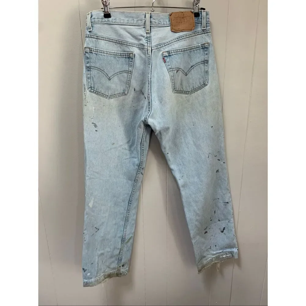 VTG Levis 501 Jeans Lightwash Blue 90s Button Fly Straight Leg Jeans